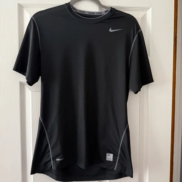 Nike Men's Black Pro Tee - Picture 2 of 6